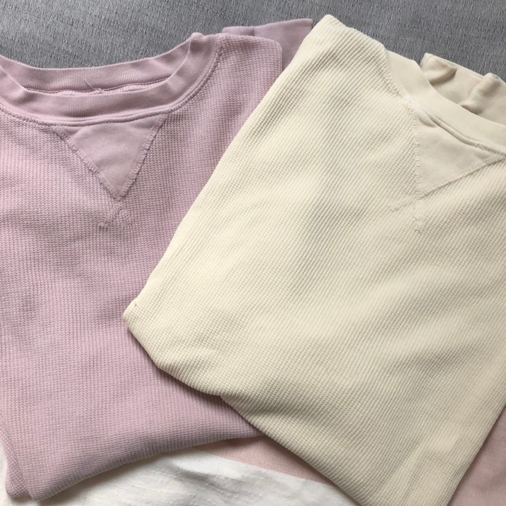 2 brandy Melville/J. Galt sweaters